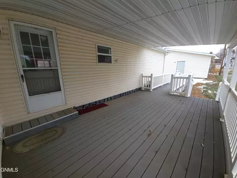 301 2nd St, Mott, ND 58646 photo 20