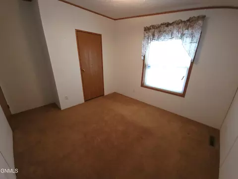301 2nd St, Mott, ND 58646 photo 17