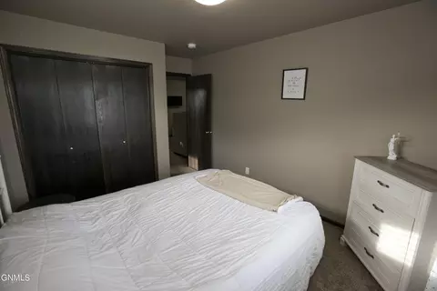 4363 Cumberland Loop, Bismarck, ND 58503 photo 26