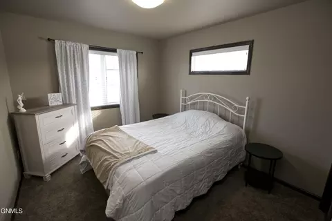 4363 Cumberland Loop, Bismarck, ND 58503 photo 25