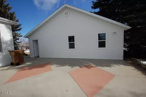1049 Safflower Ln, Sidney, MT 59270 photo 31