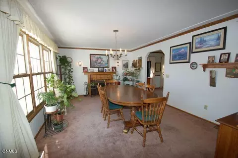 1049 Safflower Ln, Sidney, MT 59270 photo 7