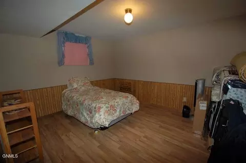 1049 Safflower Ln, Sidney, MT 59270 photo 24