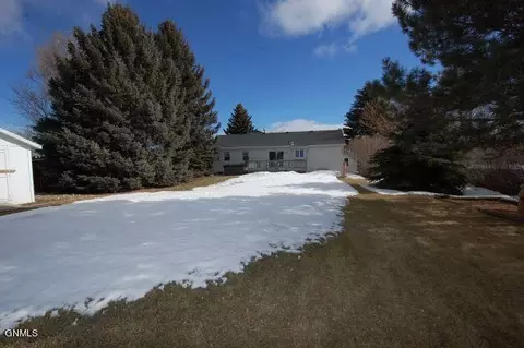 1049 Safflower Ln, Sidney, MT 59270 photo 28