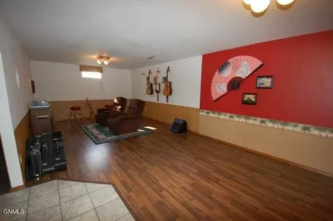 1049 Safflower Ln, Sidney, MT 59270 photo 19