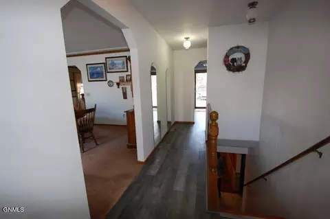 1049 Safflower Ln, Sidney, MT 59270 photo 6