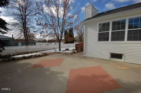 1049 Safflower Ln, Sidney, MT 59270 photo 25