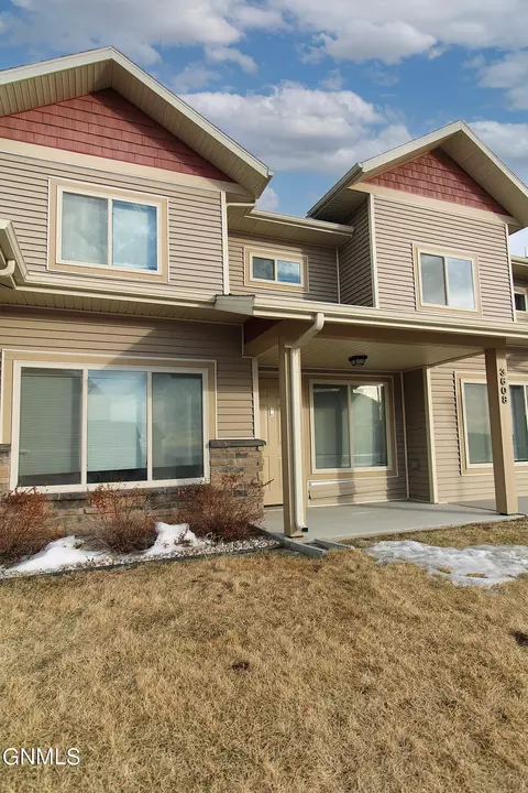 3608 Long Branch Ave, Williston, ND 58801 photo 1