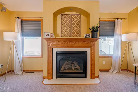 2414 Lacorte Loop, Bismarck, ND 58503 photo 12