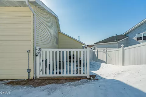 2414 Lacorte Loop, Bismarck, ND 58503 photo 73