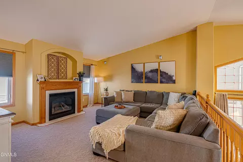 2414 Lacorte Loop, Bismarck, ND 58503 photo 10