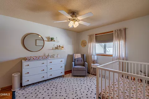 2414 Lacorte Loop, Bismarck, ND 58503 photo 18