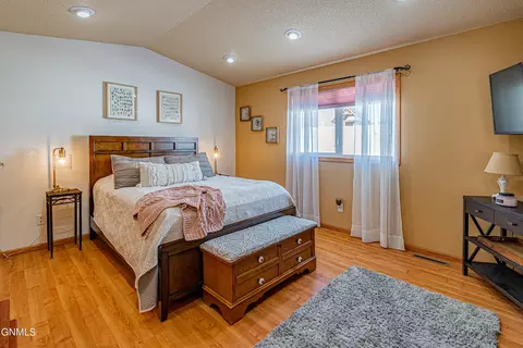 2414 Lacorte Loop, Bismarck, ND 58503 photo 14