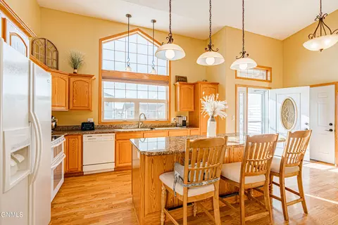 2414 Lacorte Loop, Bismarck, ND 58503 photo 7