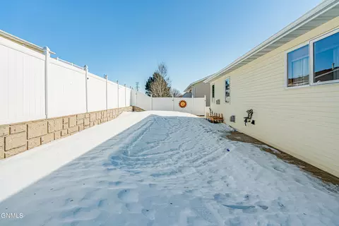 2414 Lacorte Loop, Bismarck, ND 58503 photo 72