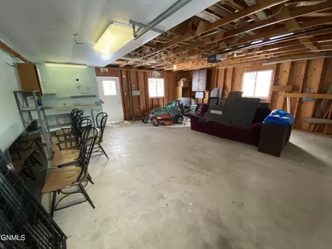 711 2nd Ave E, Culbertson, MT 59218 photo 38