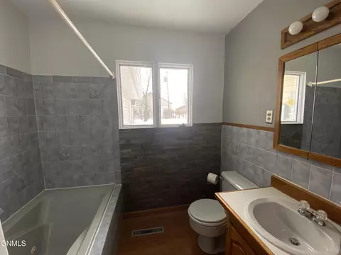 711 2nd Ave E, Culbertson, MT 59218 photo 32