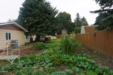 711 2nd Ave E, Culbertson, MT 59218 photo 13