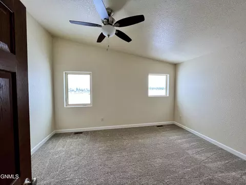 199 Prairie Dr, Stanley, ND 58784 photo 40