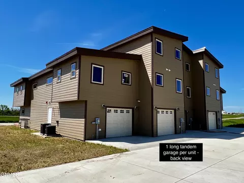 199 Prairie Dr, Stanley, ND 58784 photo 4