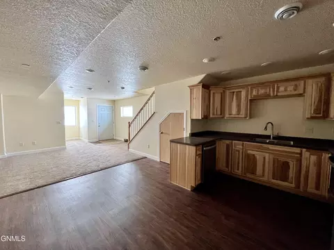 199 Prairie Dr, Stanley, ND 58784 photo 9