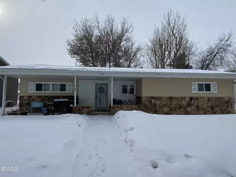 1010 Sioux St, Williston, ND 58801 photo 37