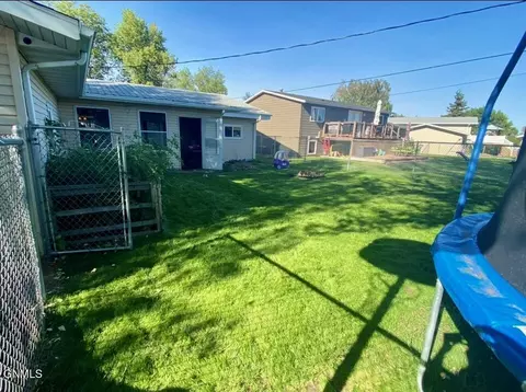 1010 Sioux St, Williston, ND 58801 photo 29