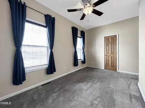 5746 Freedom Ln, Williston, ND 58801 photo 24