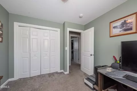 1167 9th St E, Dickinson, ND 58601 photo 26