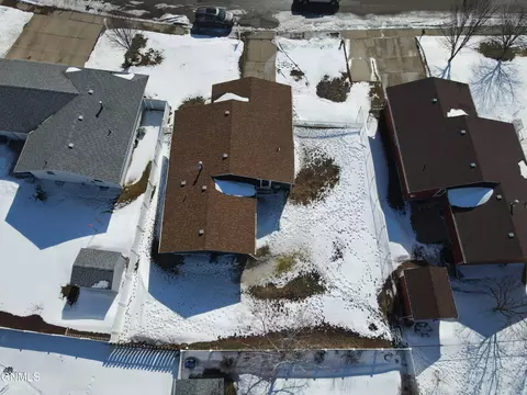 1167 9th St E, Dickinson, ND 58601 photo 37