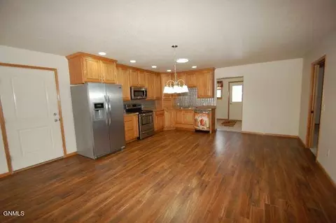 1506 4th St SW, Sidney, MT 59270 photo 6