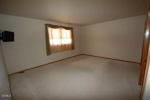 1506 4th St SW, Sidney, MT 59270 photo 15