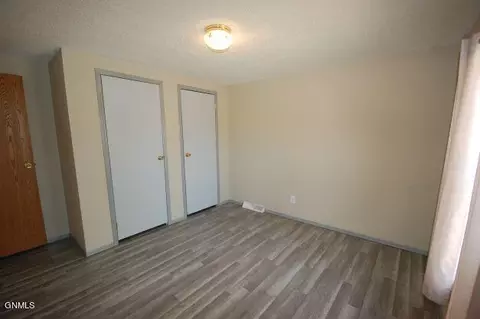 321 32nd Ave NW, Sidney, MT 59270 photo 5