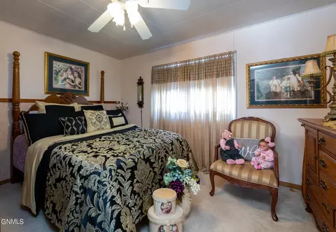 303 West St, Carson, ND 58529 photo 7