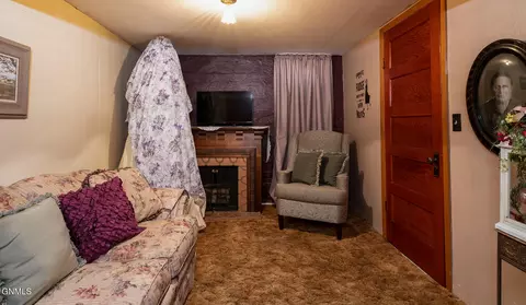 303 West St, Carson, ND 58529 photo 12