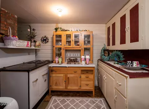 303 West St, Carson, ND 58529 photo 15