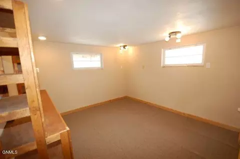 210 3rd Ave NW, Sidney, MT 59270 photo 16