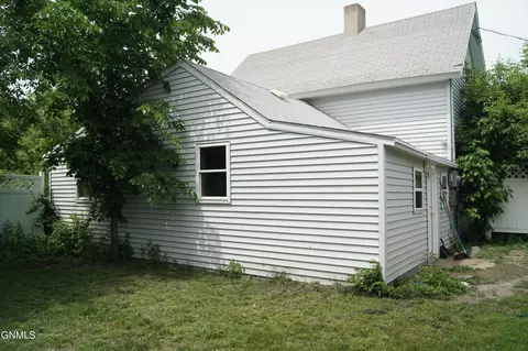 704 Juniper Ave, Oakes, ND 58474 photo 32