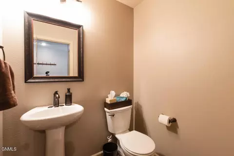 509 La Paz Ave, Bismarck, ND 58503 photo 5