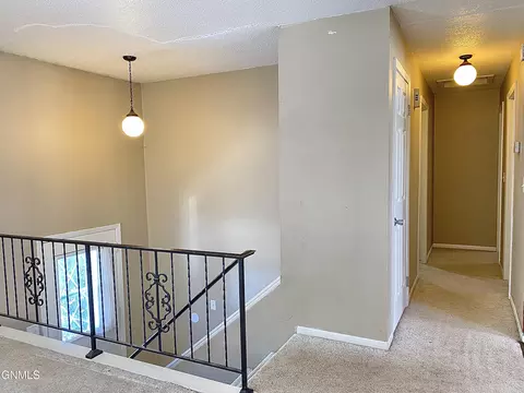 810 3rd Ave NE, Mandan, ND 58554 photo 2