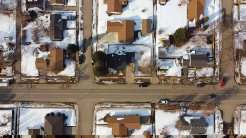 107 18th St E, Williston, ND 58801 photo 33