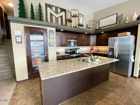 1743 Calgary Loop, Bismarck, ND 58503 photo 6