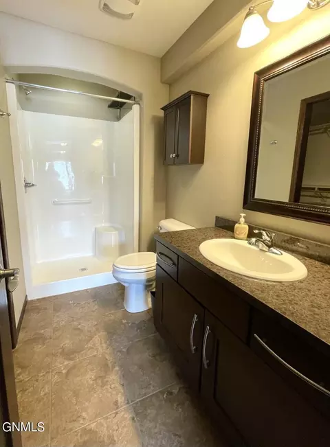 1743 Calgary Loop, Bismarck, ND 58503 photo 18