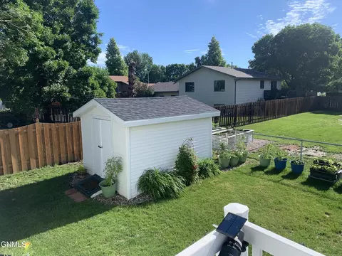 1651 Billings Dr, Bismarck, ND 58504 photo 21