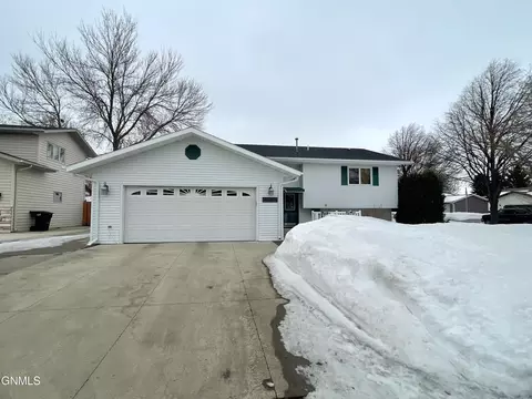 1651 Billings Dr, Bismarck, ND 58504 photo 34