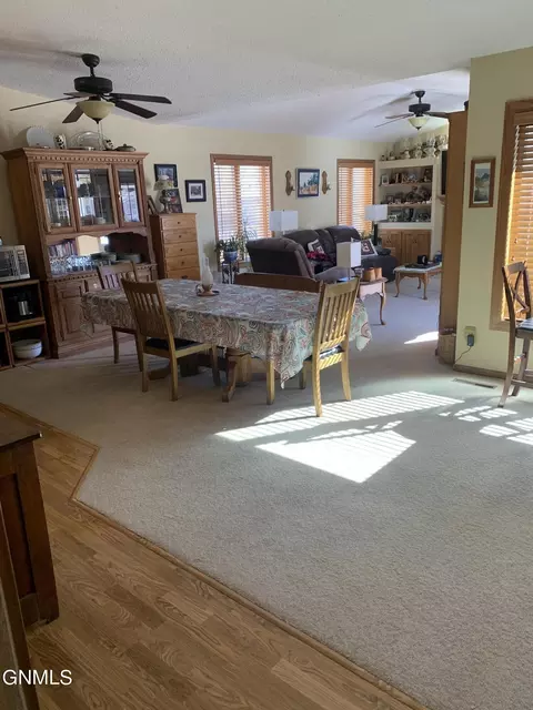 1651 Billings Dr, Bismarck, ND 58504 photo 8
