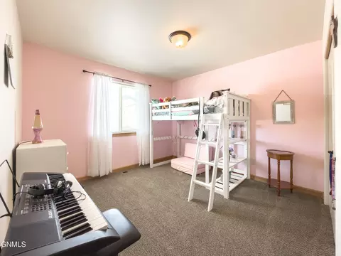 355 Adeline Dr, Stanley, ND 58784 photo 39