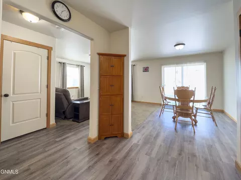 355 Adeline Dr, Stanley, ND 58784 photo 13