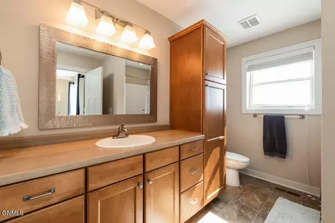 809 14th St SE, Mandan, ND 58554 photo 19