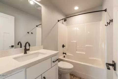 303 Cobblestone Loop SW, Mandan, ND 58554 photo 35